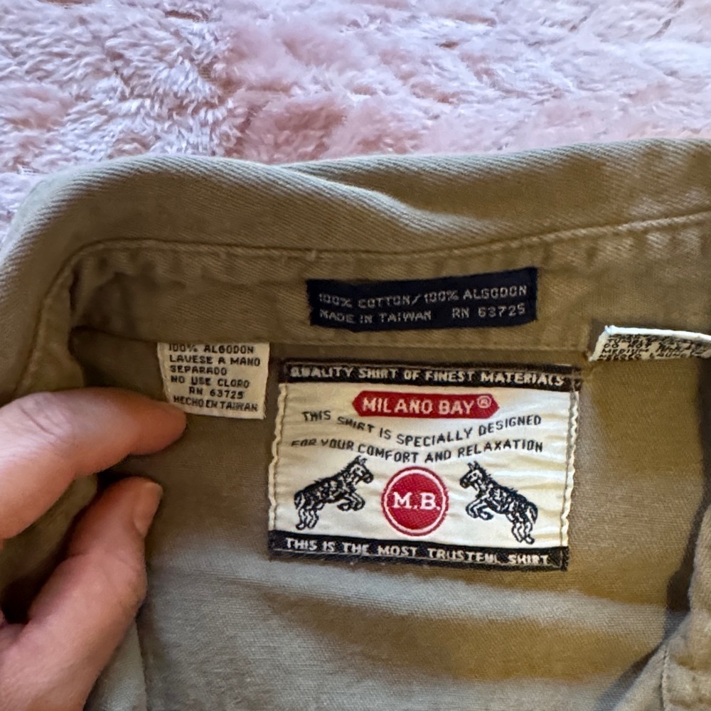 Men's Casual Button Down Shirt - Khaki - Picture 4 of 9